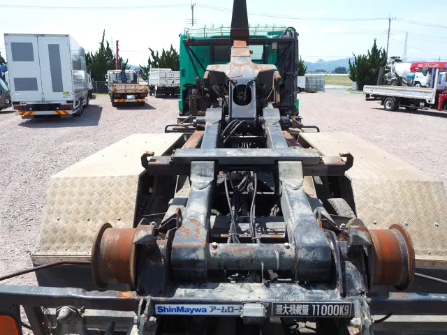 日野 プロフィア BDG-FS1EPYA(6x4)の写真5