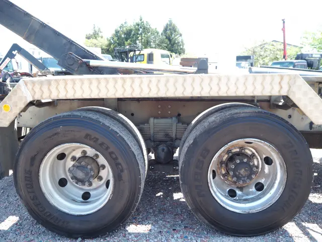 日野 プロフィア BDG-FS1EPYA(6x4)の写真18