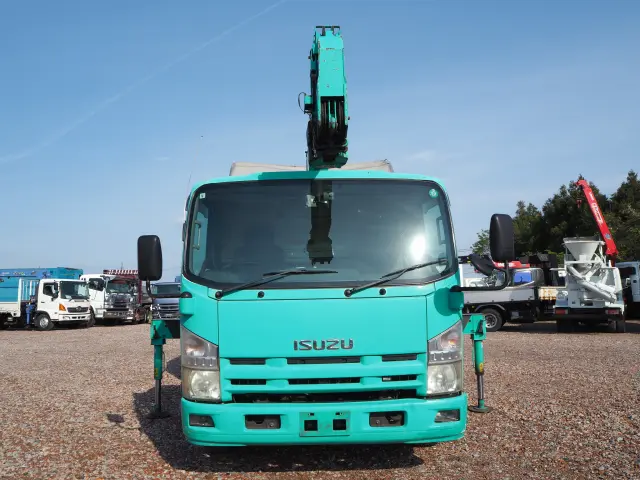 いすゞ エルフ PKG-NPR75N(2WD)の写真8