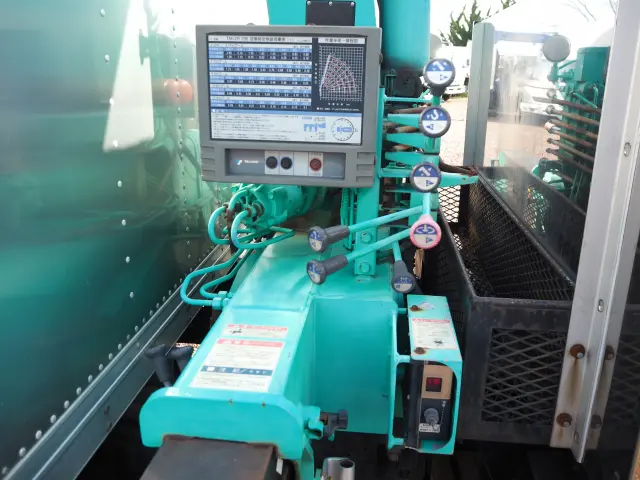 いすゞ エルフ PKG-NPR75N(2WD)の写真10