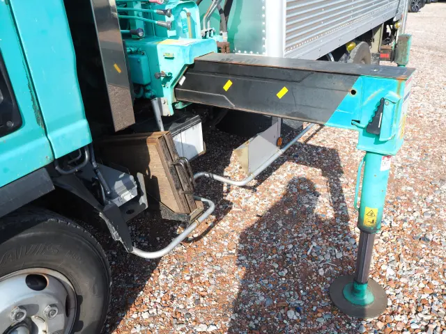 いすゞ エルフ PKG-NPR75N(2WD)の写真14