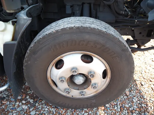 いすゞ エルフ PKG-NPR75N(2WD)の写真18