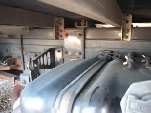 いすゞ エルフ PKG-NPR75N(2WD)の写真22