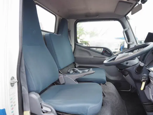 三菱 キャンター TKG-FEA50(2WD)の写真41