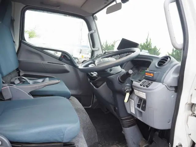 三菱 キャンター TKG-FEA50(2WD)の写真42