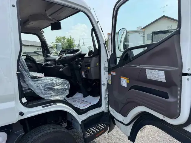 三菱 キャンター 2RG-FEB90(2WD)の写真26