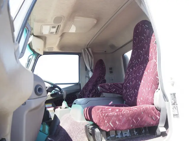 三菱 ファイター PJ-FK61FLZ(2WD)の写真39