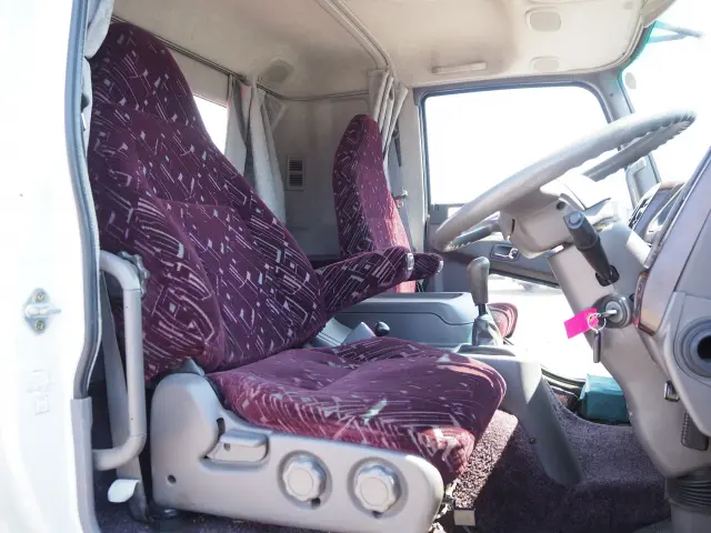 三菱 ファイター PJ-FK61FLZ(2WD)の写真45