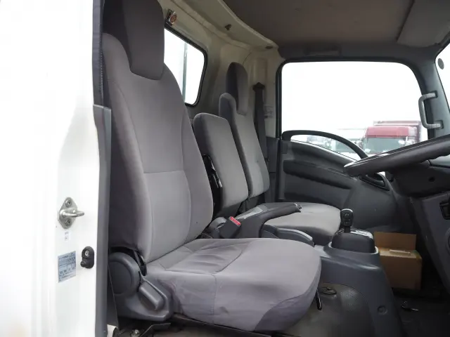日産 アトラス PKG-APR75N(2WD)の写真38