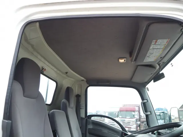 日産 アトラス PKG-APR75N(2WD)の写真39