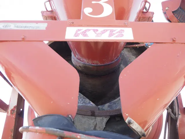 いすゞ フォワード PDG-FTR34S2(2WD)の写真22