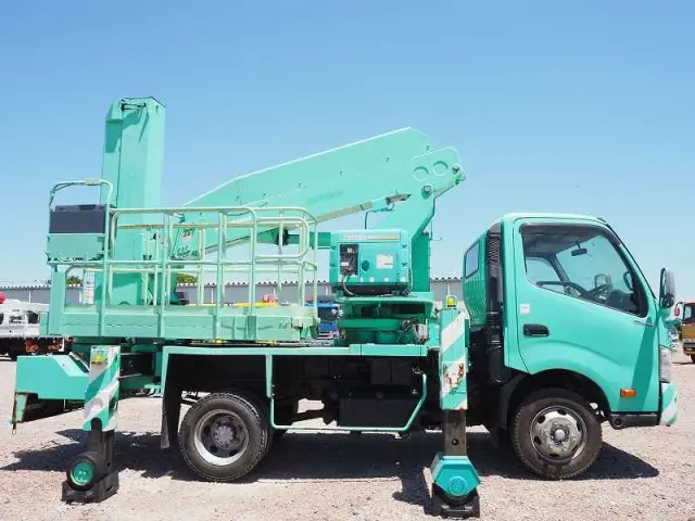 日野 デュトロ TKG-XZU700X(2WD)の写真2