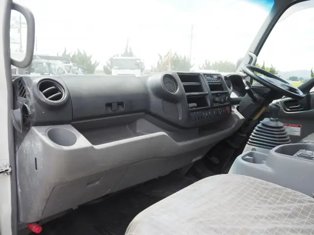 日野 デュトロ TKG-XZU700X(2WD)の写真39
