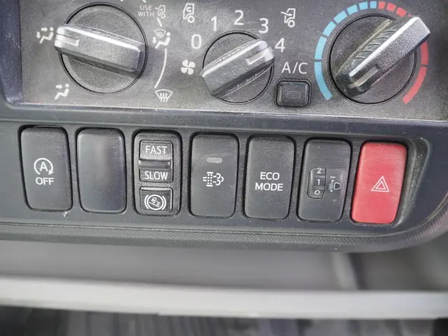 日野 デュトロ TKG-XZU700X(2WD)の写真45