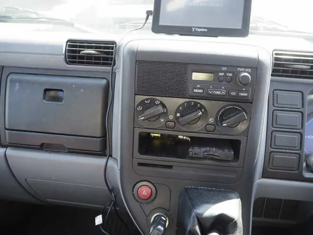 三菱 キャンターガッツ PDG-FB70B(2WD)の写真47