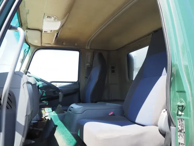 三菱 ファイター QKG-FK62FZ(2WD)の写真40