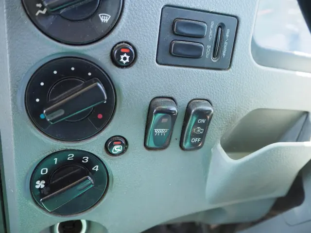 三菱 ファイター QKG-FK62FZ(2WD)の写真47