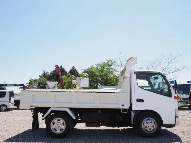 日野 デュトロ KK-XZU321T(2WD)の写真6