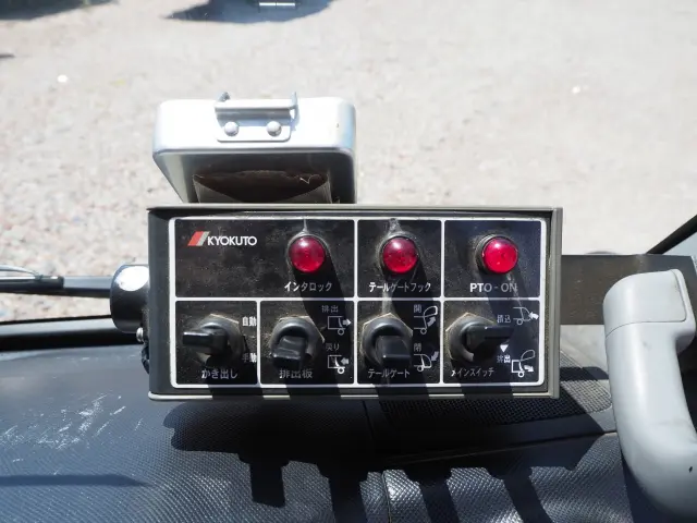 日野 デュトロ TPG-XZU600X(2WD)の写真49