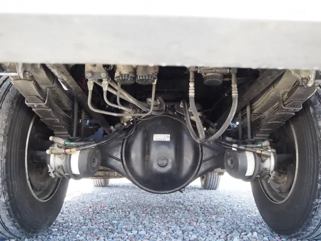 いすゞ フォワード 2RG-FTR90U2(2WD)の写真5