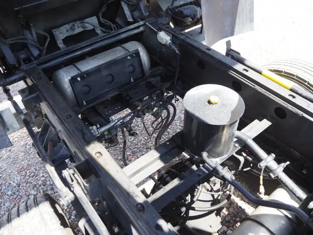 いすゞ フォワード 2RG-FTR90U2(2WD)の写真24