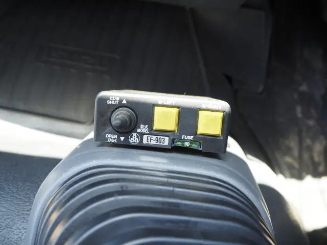 いすゞ フォワード 2RG-FTR90U2(2WD)の写真49