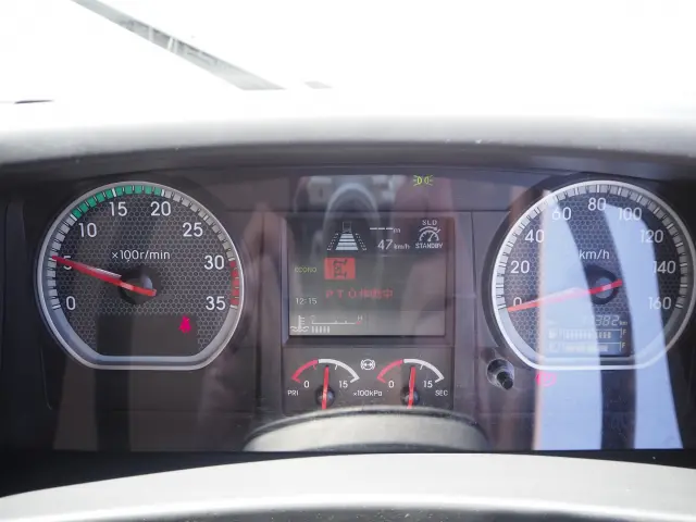 いすゞ フォワード 2RG-FTR90U2(2WD)の写真50