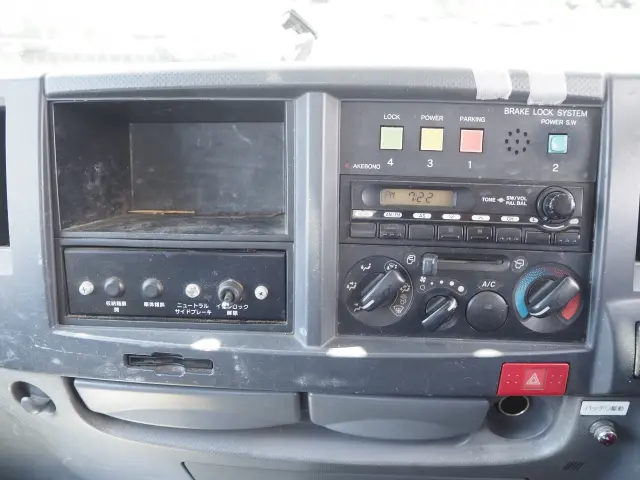 いすゞ エルフ SKG-NKR85YN(2WD)の写真49