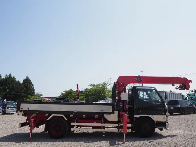 三菱 キャンター KK-FE53EEV(2WD)の写真6