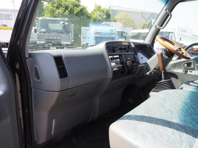 三菱 キャンター KK-FE53EEV(2WD)の写真42