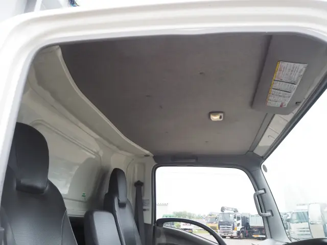 いすゞ エルフ BKG-NPR85AN(2WD)の写真43