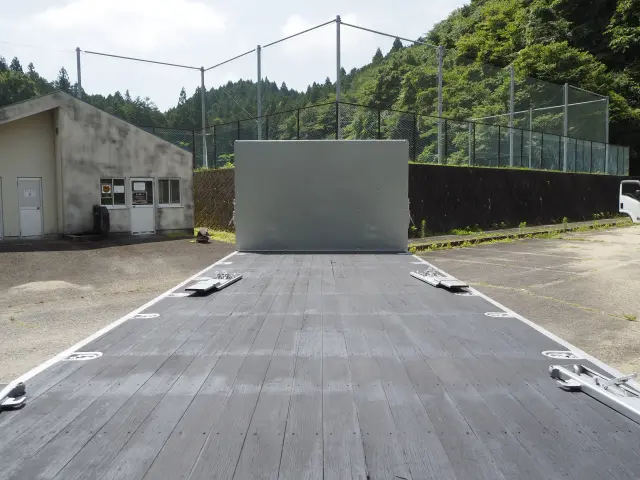 いすゞ フォワード TKG-FRR90S2(2WD)の写真10
