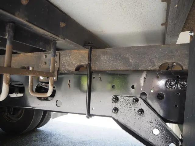 いすゞ フォワード TKG-FRR90S2(2WD)の写真23