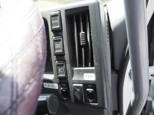 いすゞ フォワード TKG-FRR90S2(2WD)の写真44