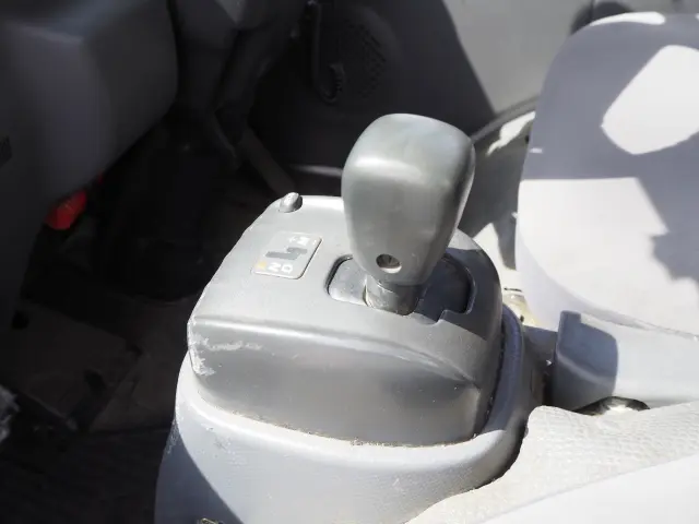 いすゞ エルフ TKG-NHS85AN(4WD)の写真38