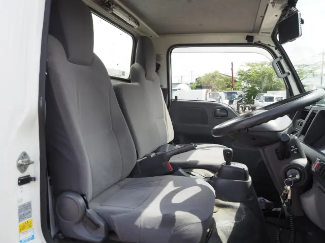 いすゞ エルフ TKG-NHS85AN(4WD)の写真39