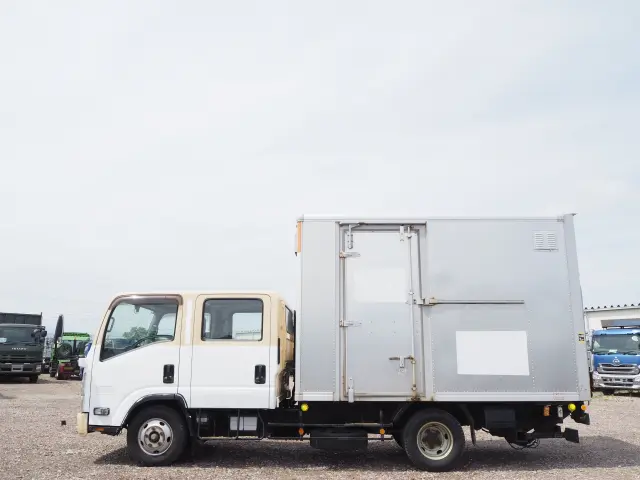 いすゞ エルフ TPG-NPR85AN(2WD)の写真2
