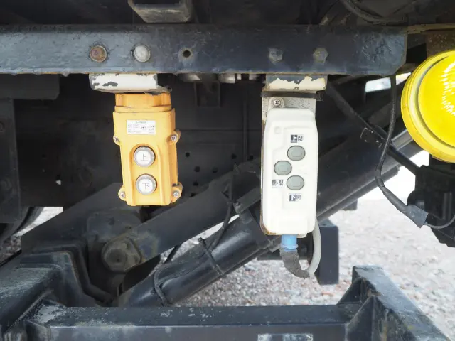 いすゞ エルフ TPG-NPR85AN(2WD)の写真24