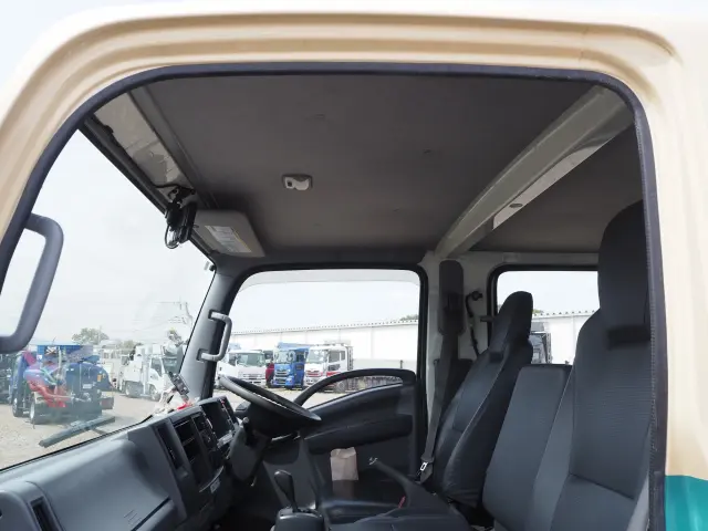 いすゞ エルフ TPG-NPR85AN(2WD)の写真34