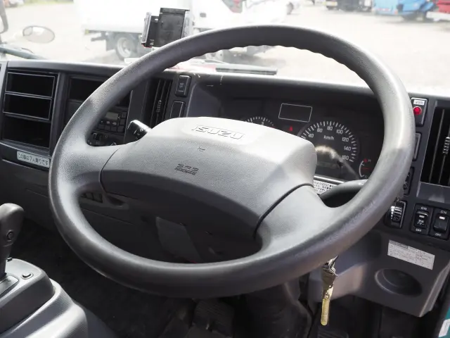 いすゞ エルフ TPG-NPR85AN(2WD)の写真45