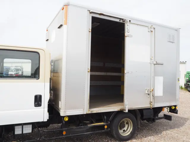 いすゞ エルフ TPG-NPR85AN(2WD)の写真46