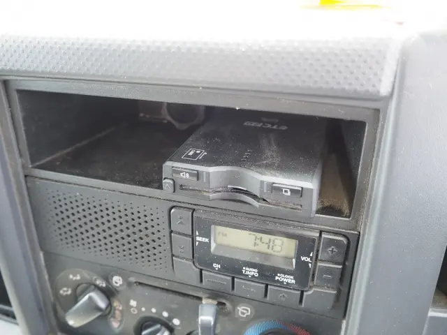 いすゞ エルフ TPG-NPR85AN(2WD)の写真49