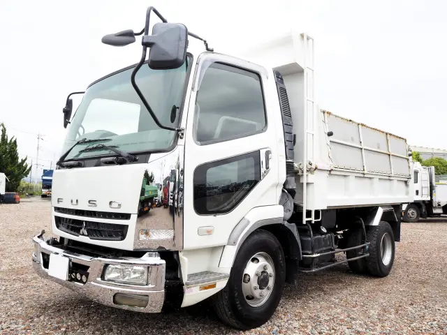 三菱 ファイター PA-FK71F(2WD)の写真1