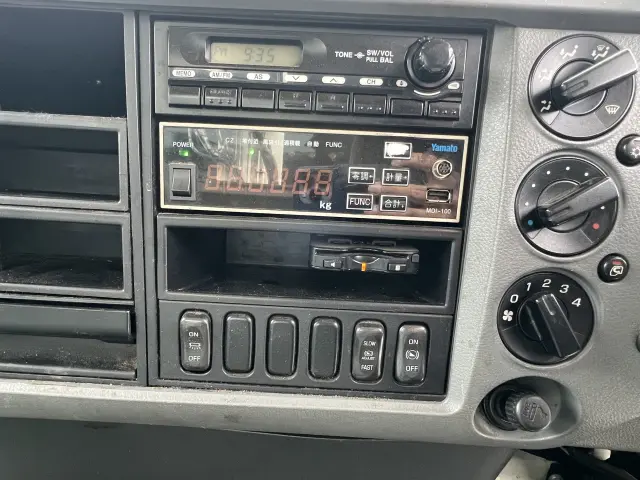 三菱 ファイター TKG-FK72FY(2WD)の写真48