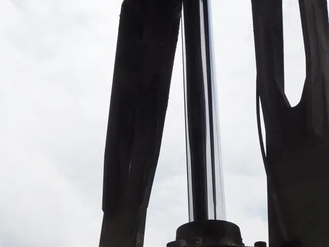 日野 プロフィア QPG-FS1AKDA(6x4)の写真23
