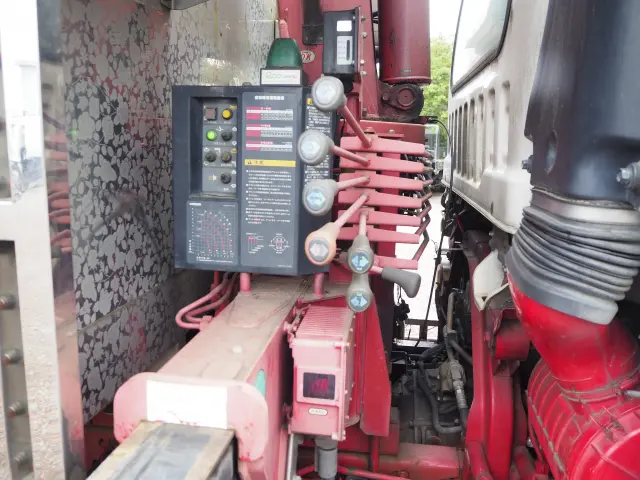 いすゞ フォワード PDG-FTR34S2(2WD)の写真10