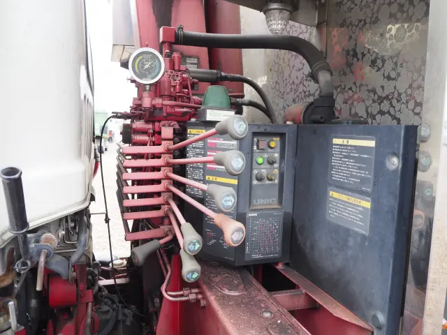 いすゞ フォワード PDG-FTR34S2(2WD)の写真14