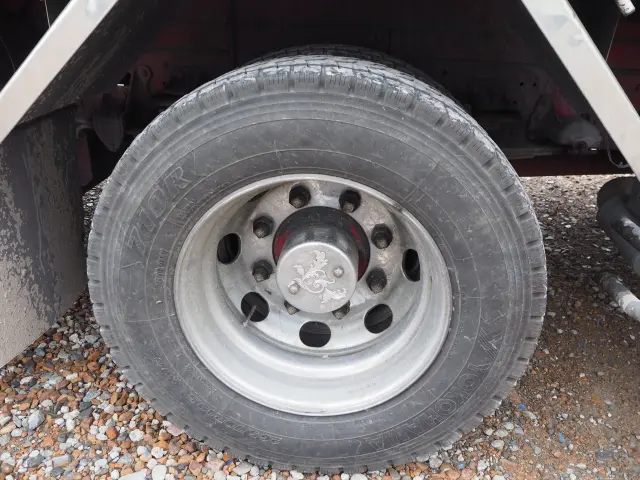 いすゞ フォワード PDG-FTR34S2(2WD)の写真24