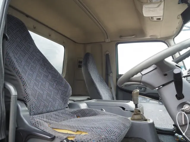 三菱 ファイター PJ-FK62FZ(2WD)の写真42