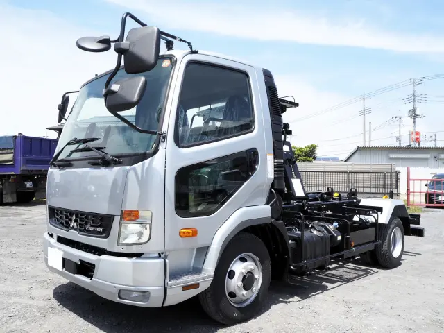 三菱 ファイター 2KG-FK72F(2WD)の写真1